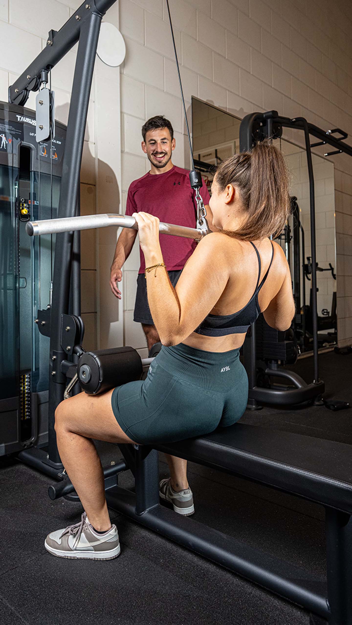 Personal training Zaandam, Bicep curls, Begin met trainen